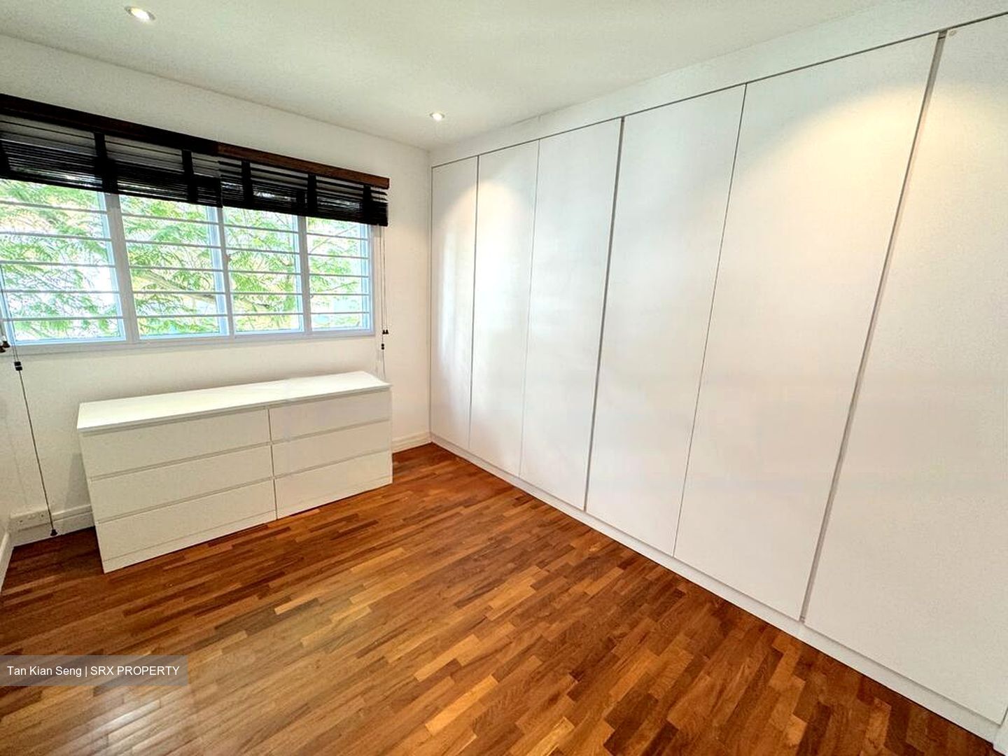 Blk 156 Tampines Street 12 (Tampines), HDB Executive #480570931